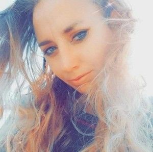 Meet your Posher, Robyn